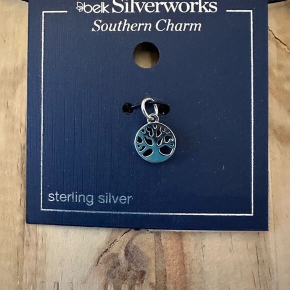 Southern Charm Tree Pendant - Picture 1 of 3